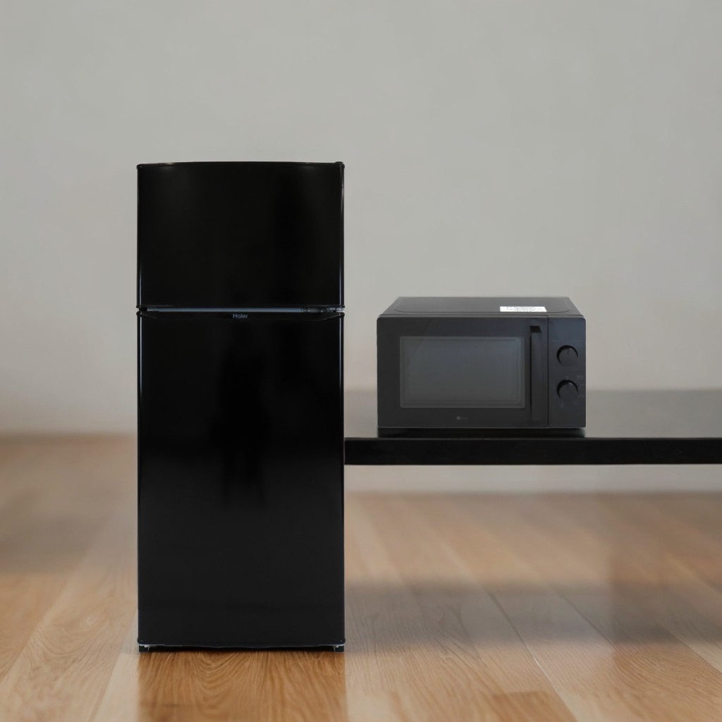 Re.Room家電2点セット(冷蔵庫110~120L・電子レンジ)ブラック レンタル